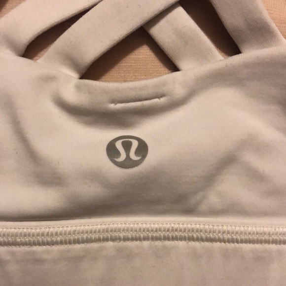 Lulu workout tank top - Picture 3 of 3